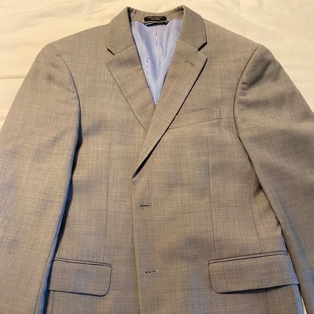 Pants 32X32. Does have some flaws but a great suit with lots of life left!